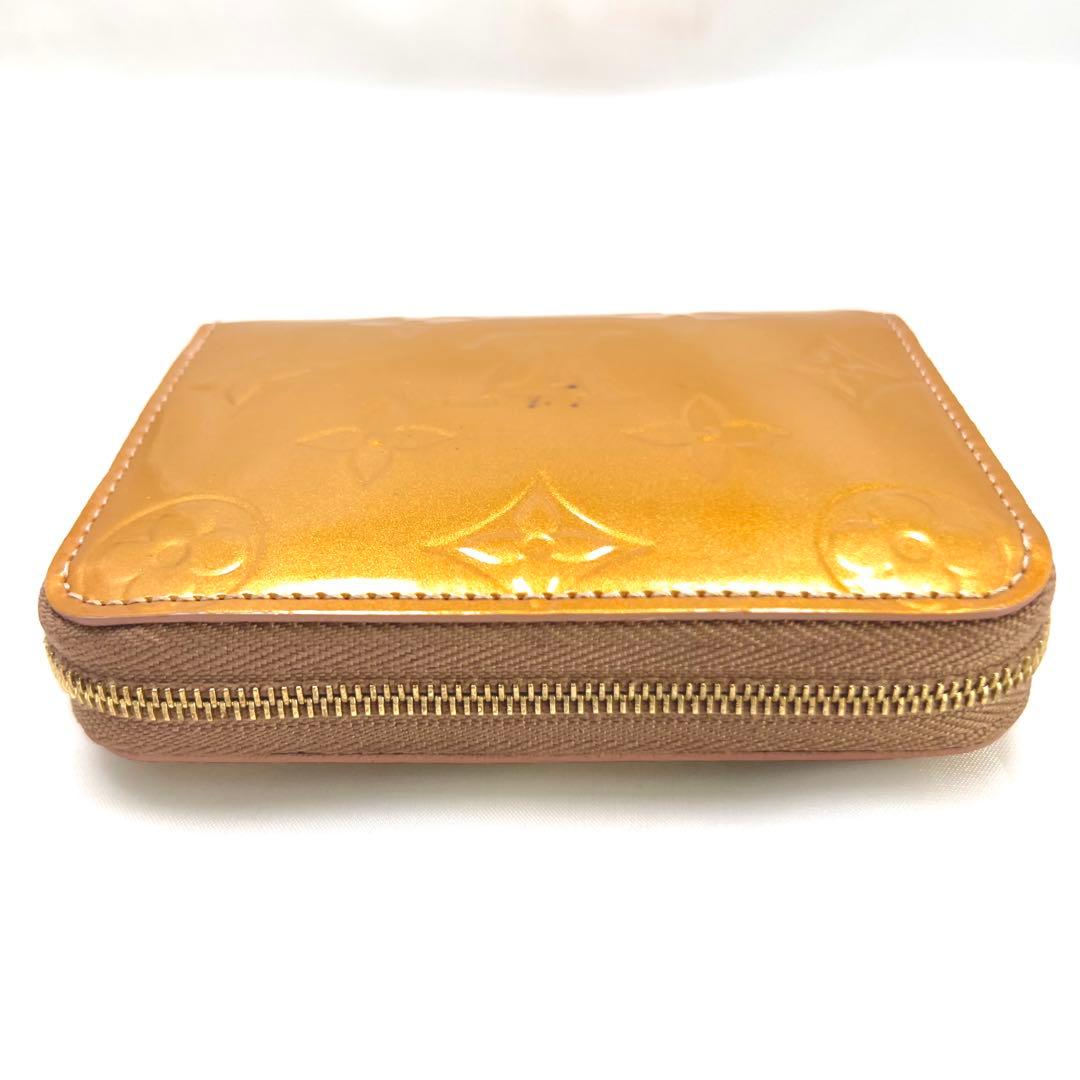 ルイヴィトン ヴェルニ ジッピーパース ゴールド M91762