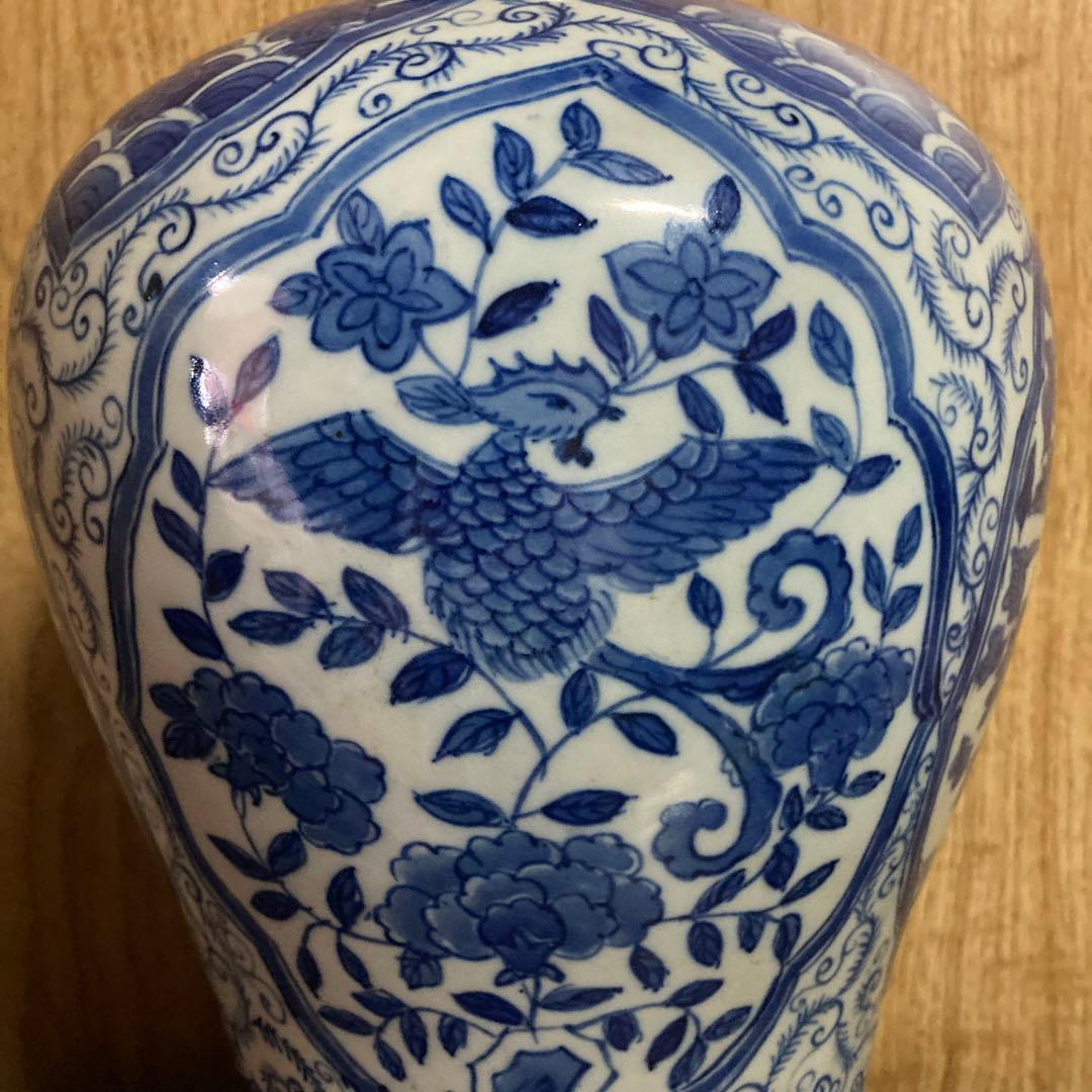 中国　染付　瓶　梅瓶　花鳥波之図　康熙年製銘