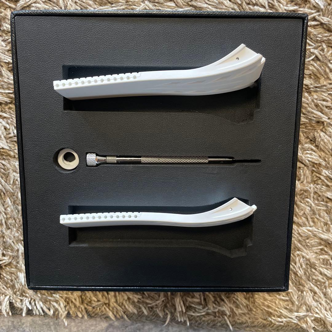 ゴールデンコンセプト　ウォッチベルト