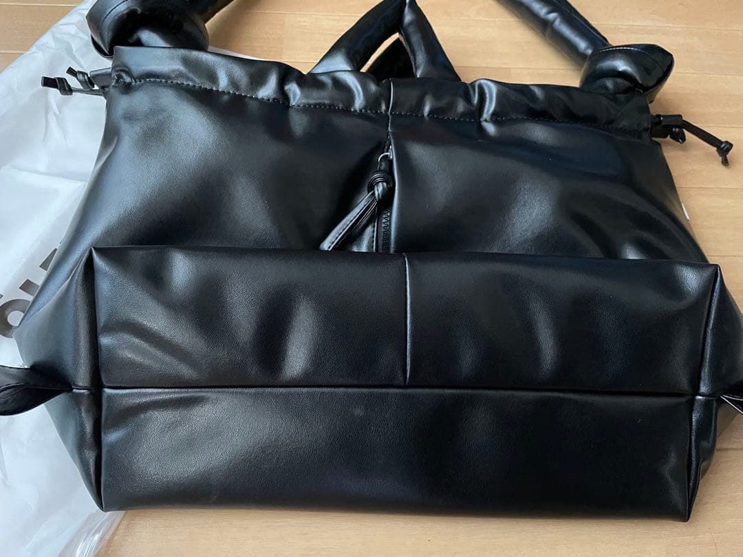 OLEND ショルダーバッグ