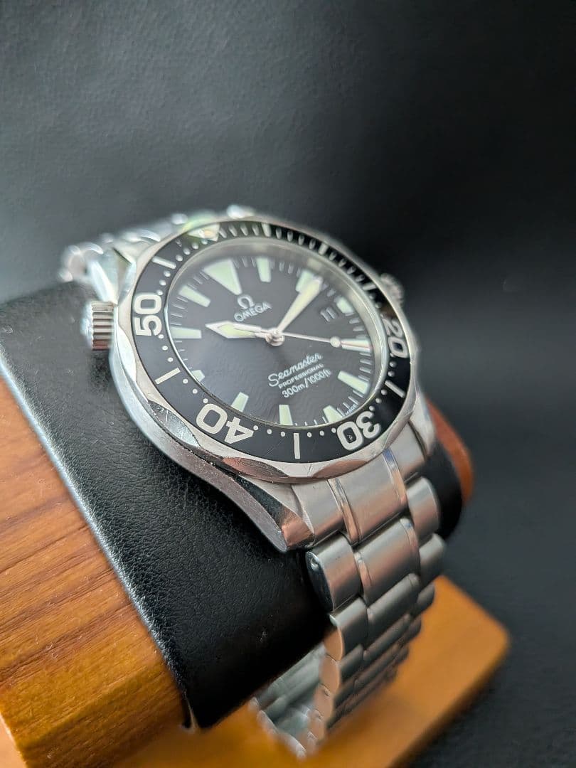 OMEGA シーマスター 300 デイト クォーツ