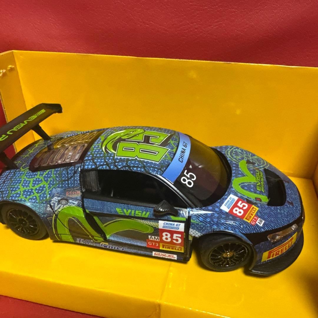 王一博 応援ミニカー 1：24 - メルカリ