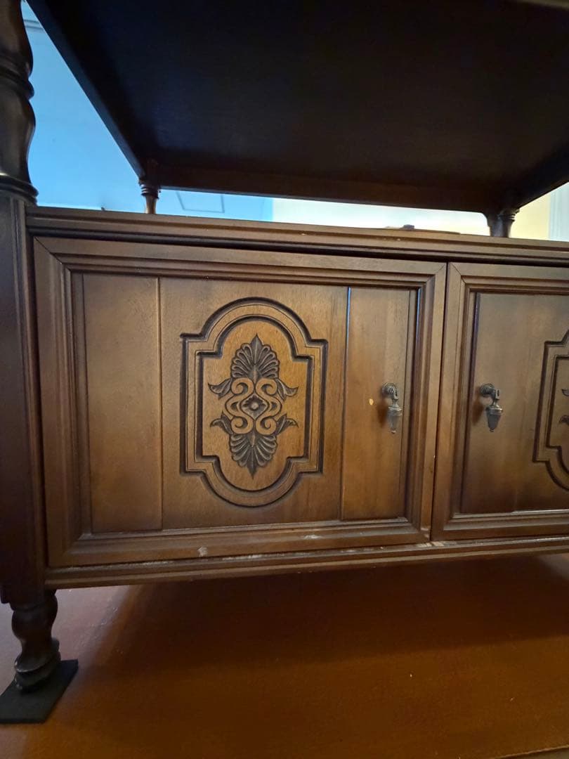 国産ヴィンテージ 木製キャビネット 彫刻扉 飾り棚 昭和レトロ