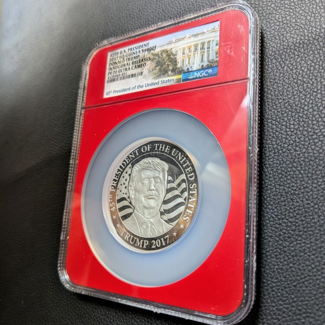 最高鑑定70】トランプ大統領 大型1オンス プルーフ銀貨 ギニア 2017年