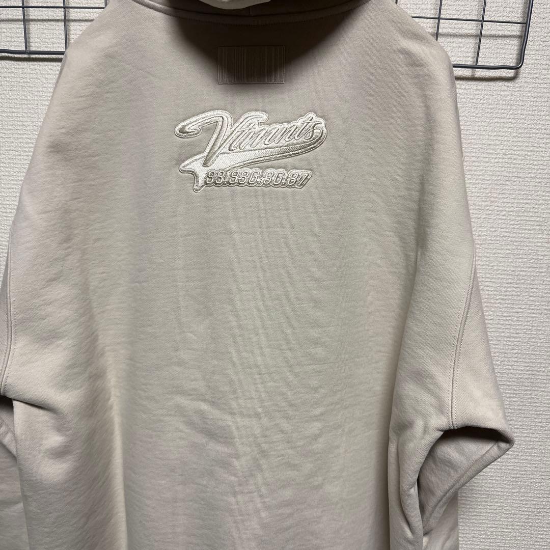 VTMNTS パーカー　ロゴ　刺繍　オーバーサイズ　vetements