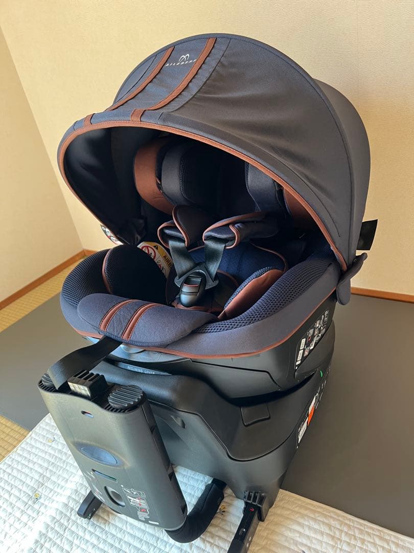 エールべべ　チャイルドシート　2024モデル