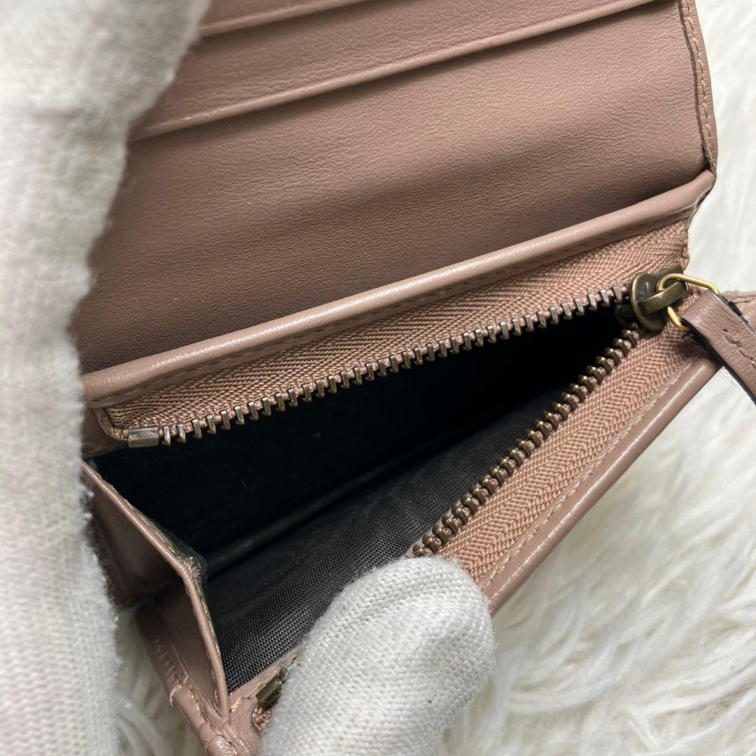 美品 現行✨グッチ 折り財布 マーモント キルティング レザー ベージュ