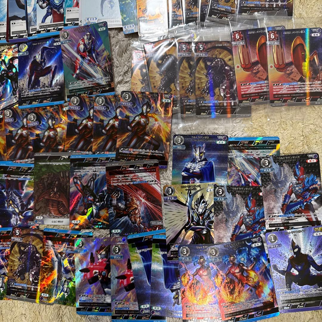 ウルトラマンカード　他　大量まとめ売り【5213