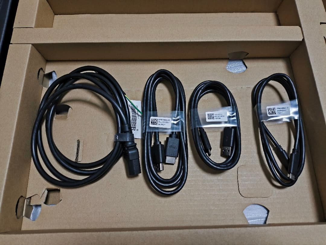 Dell U2720QM 27インチ 4Kモニター 箱・付属品 完備