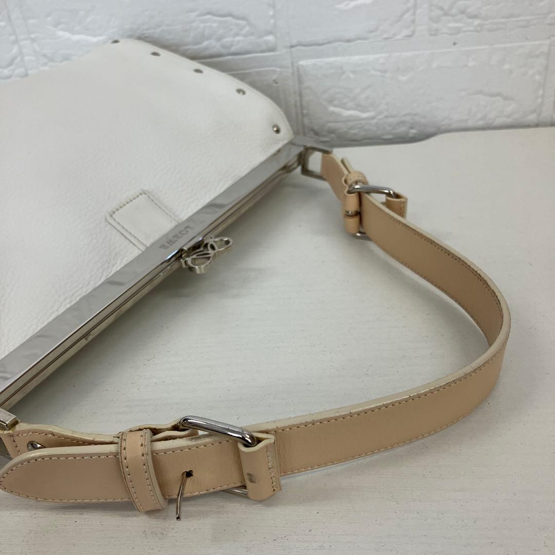 LOEWE　 ロエベ　ハンドバッグ　バタフライがま口　スタッズ　946