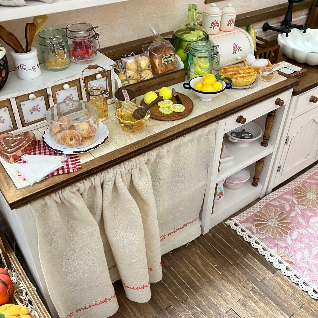 ミニチュアドール家具　キッチンシンク・キッチン台　2点セットドールハウス　1/6