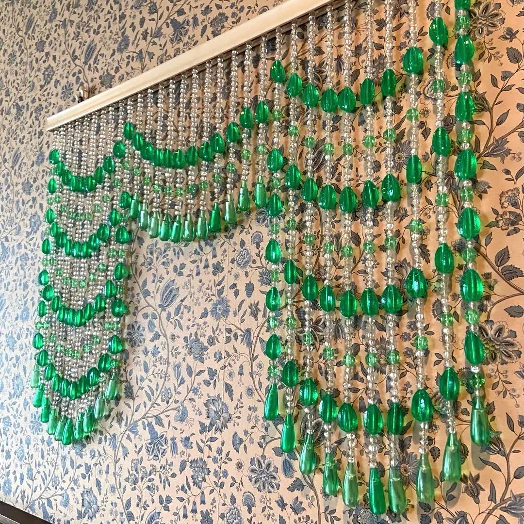 昭和レトロ　ビーズのれん　グリーン　美品 レトロポップ　当時物 昭和レトロ ビーズのれん グリーン 美品 レトロポップ 当時物 カーテン