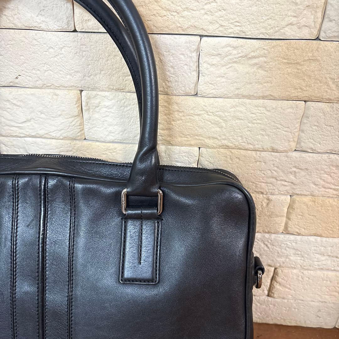 TOD'S トッズ ビジネスバッグ 本革