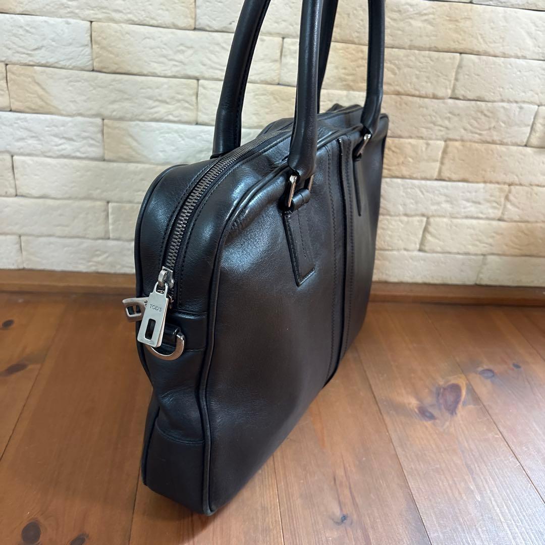 TOD'S トッズ ビジネスバッグ 本革