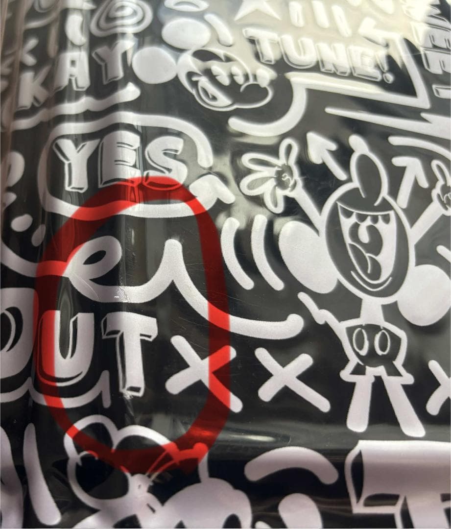 エース ディズニー“ミッキー＆フレンズ”グラフィカルスーツケースと