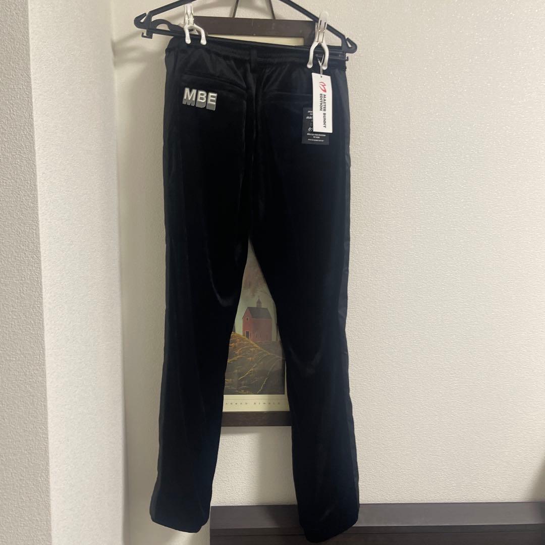 MASTER BUNNY EDITION レディスブラックセットアップ