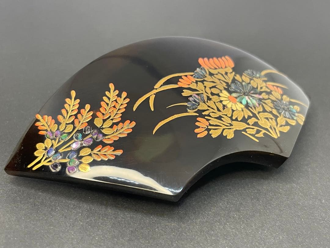 セール】本べっ甲 帯留め 螺鈿蒔絵 未使用 ※匿名発送 セール】本べっ甲