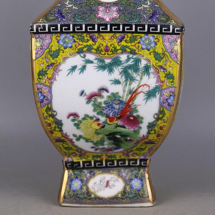 大清雍正琺瑯彩花鳥紋四方瓶 景徳鎮 陶磁器 装飾品 現代工芸品 美術品 置物