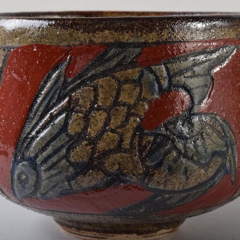 琉球美術 壺屋焼 小橋川清正作 赤絵 魚文 茶碗 共箱 C 7789 - メルカリ