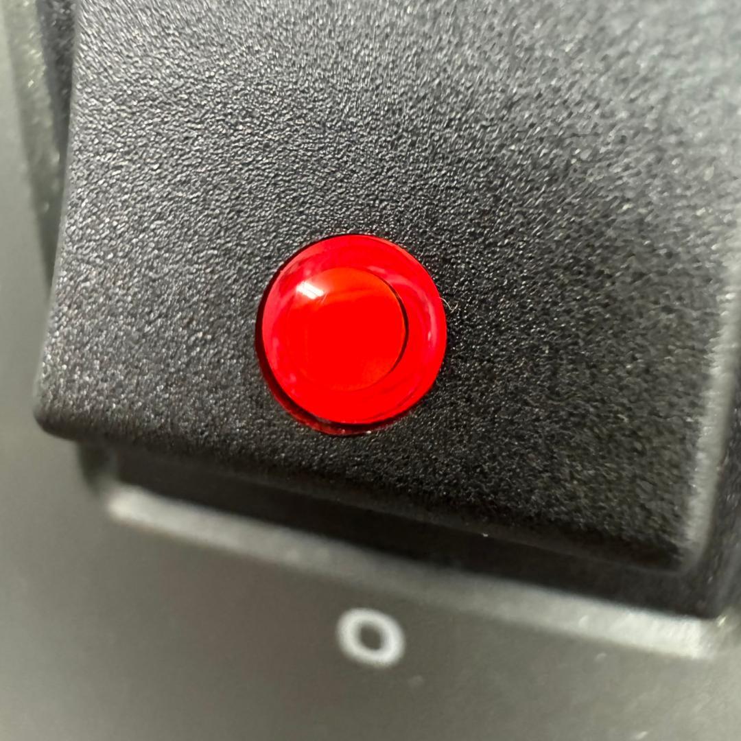 ☆デロンギ ミニオイルヒーター RHJ01A0505 足元暖房 DeLonghi