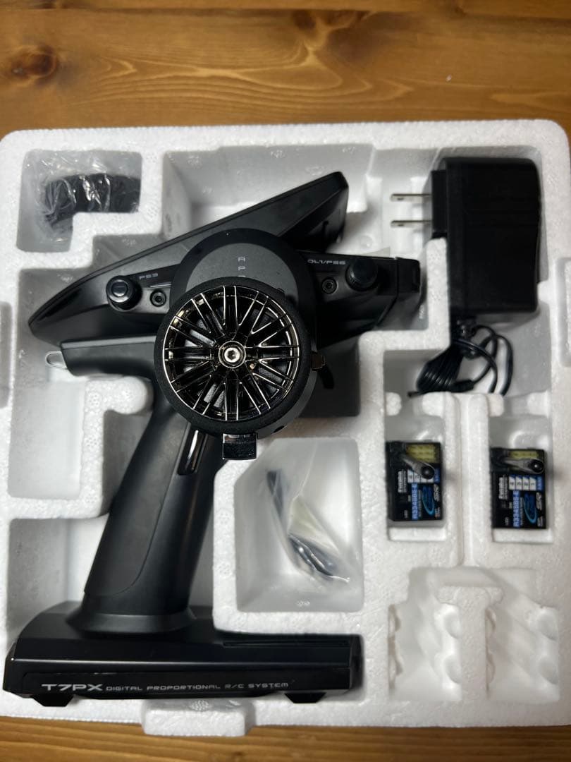 Futabaフタバ 7PX ラジコン送信機、受信機R334SBS-E×2