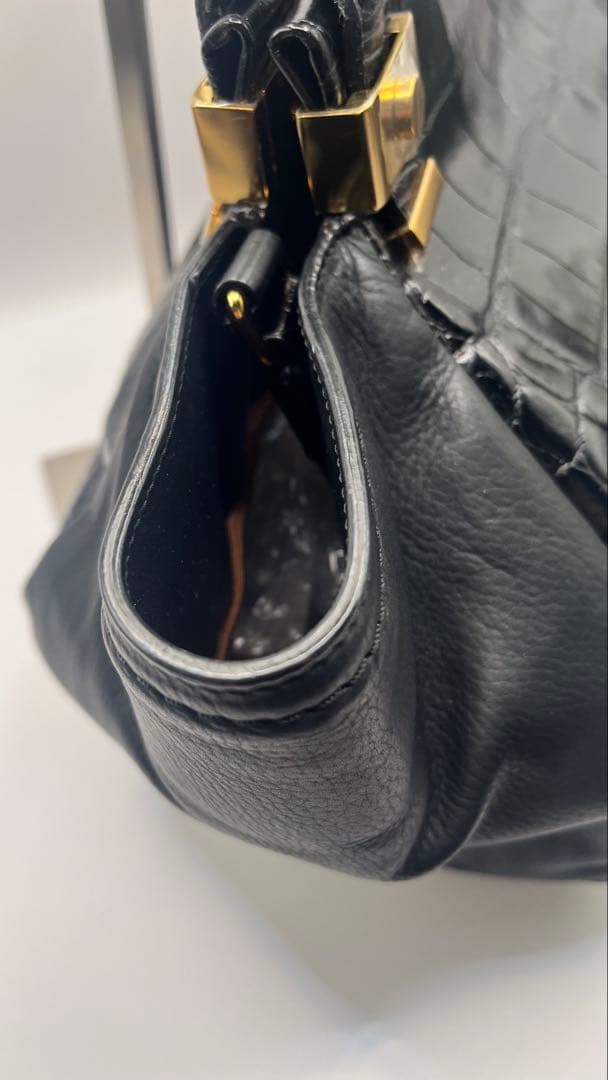 定価25万美品ランバンL 黒 クロコ押型ハンドバックショルダーバック　ブラック