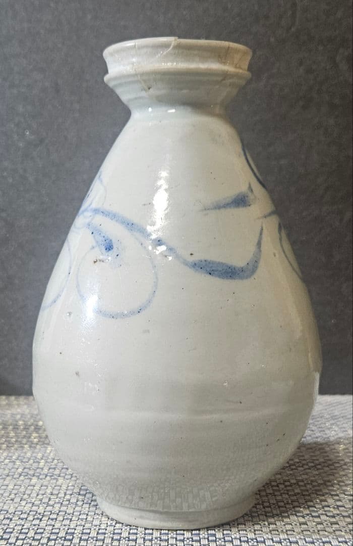 李氏朝鮮時代　李朝白磁　李朝青華　草花文様　広口　徳利　花入れ　瓶　茶道具　茶器