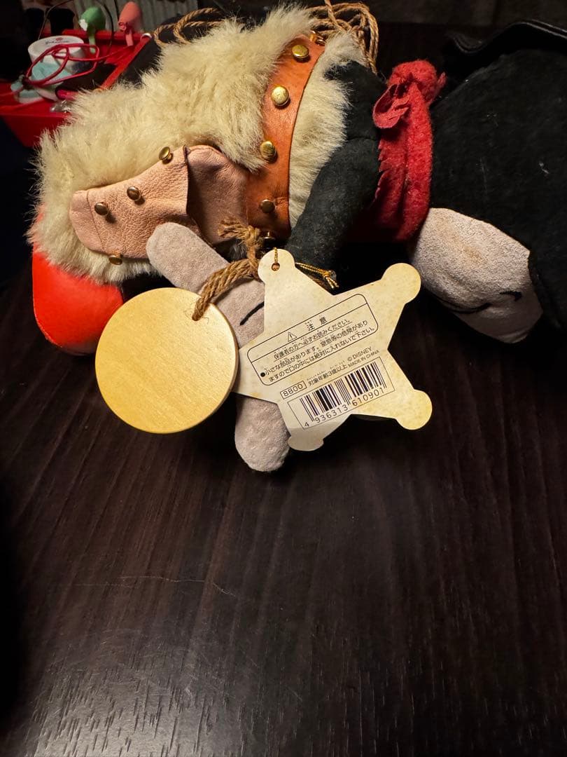 ミッキー生誕72周年記念：限定カウボーイミッキー