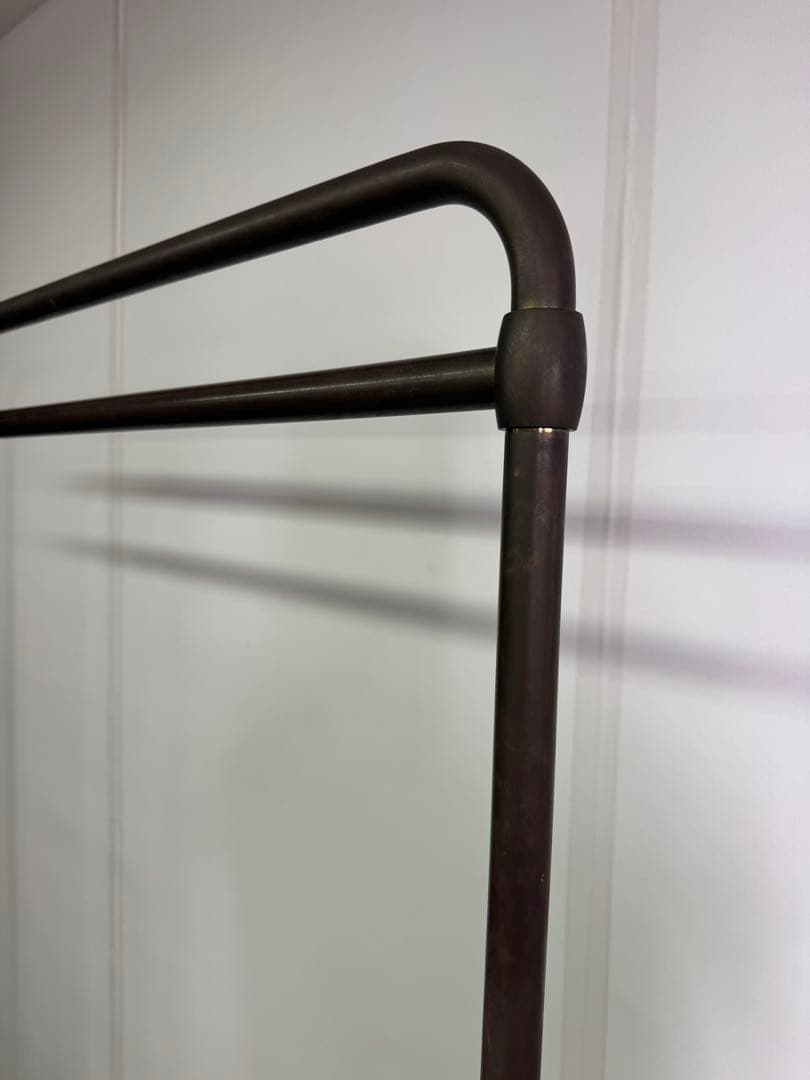 m13261010です　西川金太郎　ハンガーラック　2本分