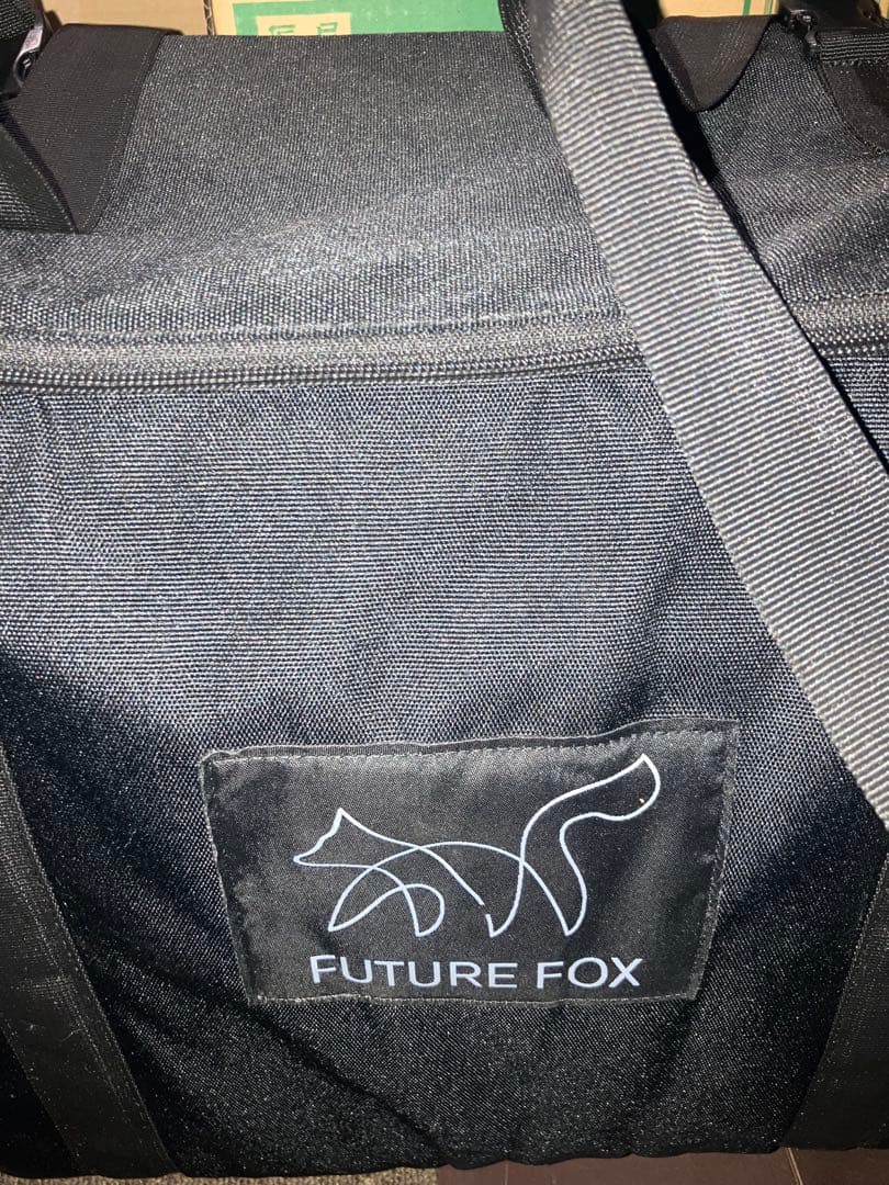 FUTUREFOX 薪ストーブ 3面ガラス　フューチャーフォックス