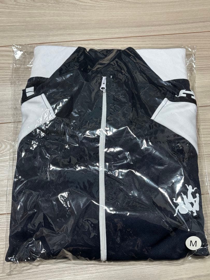 新しい学校のリーダーズ ジャージ 紺 上L、下M