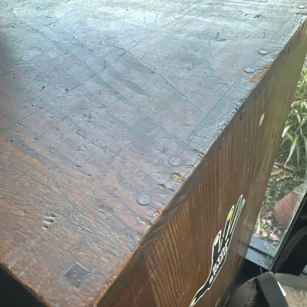 木製棚タンス、本棚 STOP SMOGステッカー