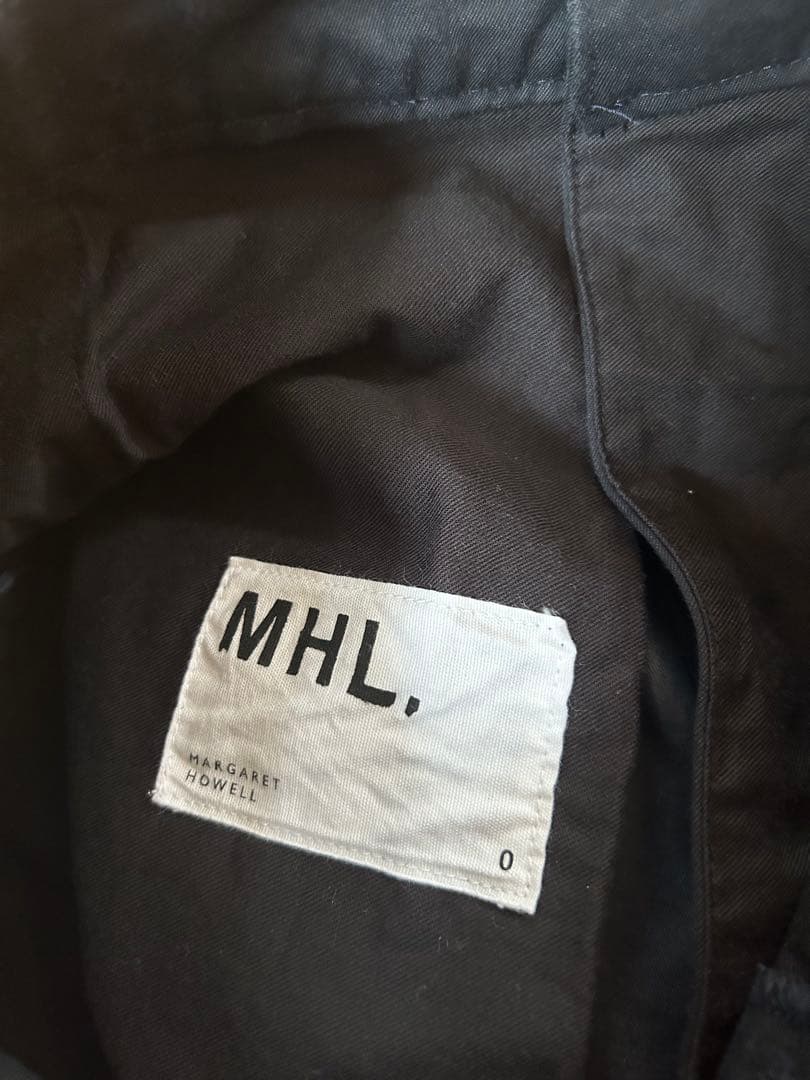 新品未使用！マーガレットハウエルのトラウザーズ