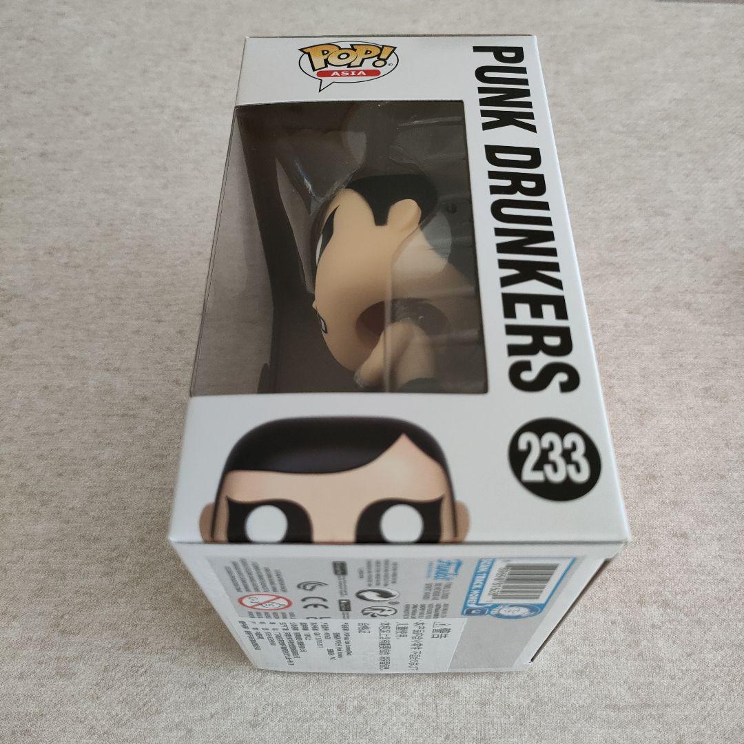 PUNKDRUNKERS Tシャツ&裏起毛トレーナー 2枚セット + フィギュア