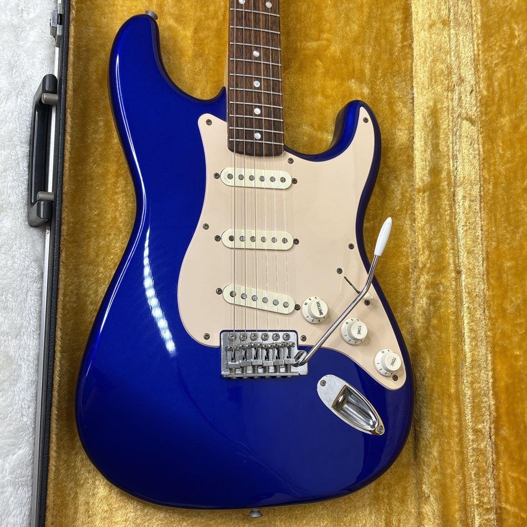 スクワイヤー　ストラトキャスター　ブルーメタリック