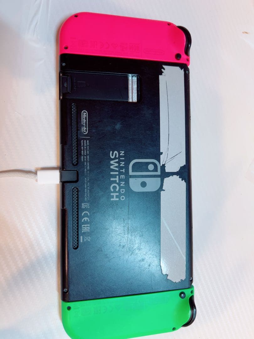 d*3様 Nintendo Switch グリーン/レッド本体