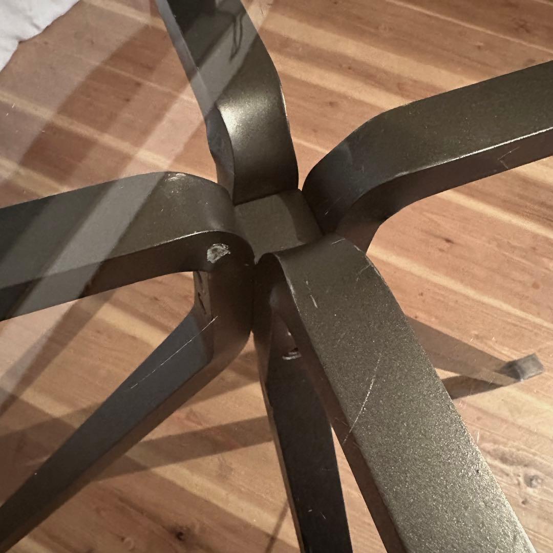 ガラステーブル 「CUGINO」 design by Enzo Mari