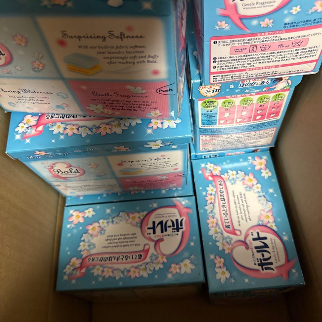 訳あり品　廃盤　ボールド 柔軟剤入り洗剤 粉洗剤 1.0kg×10