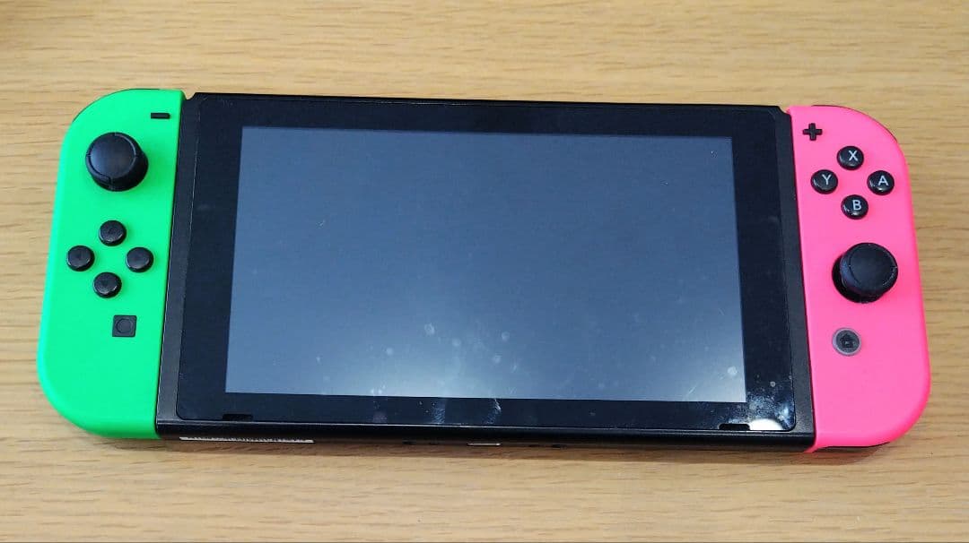 Nintendo Switch 本体 ピンク／緑