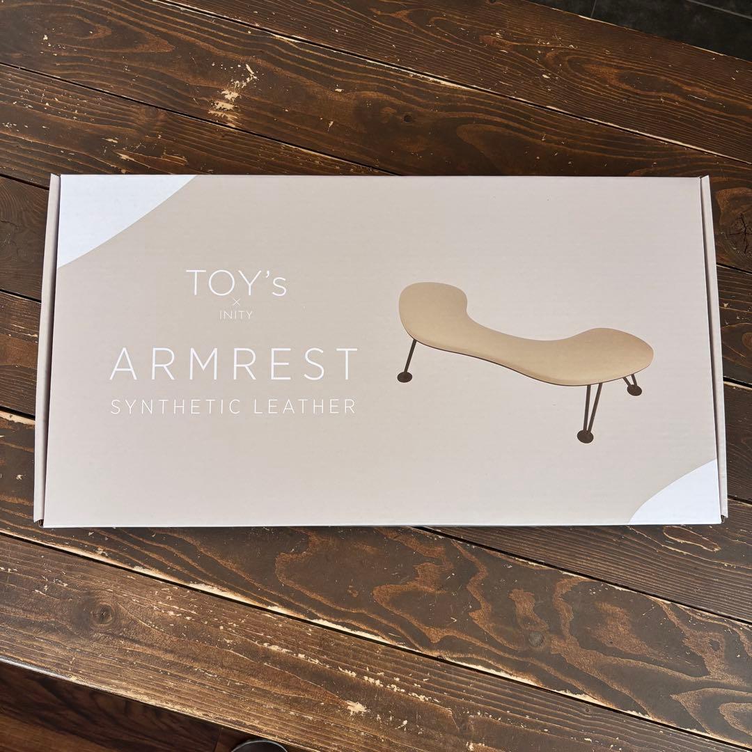 TOY's x INITY アームレスト　ネイル