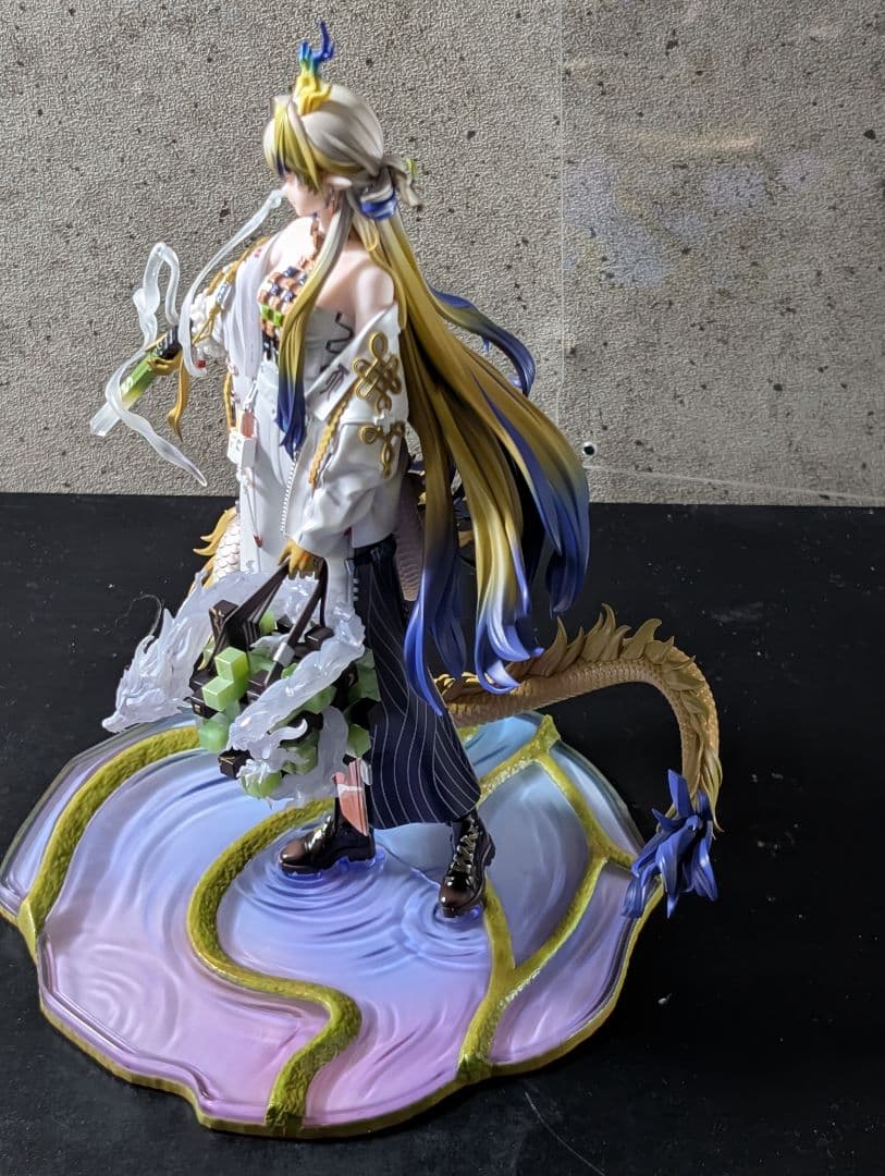 傷物 1/7スケールフィギュア アークナイツ シュウ