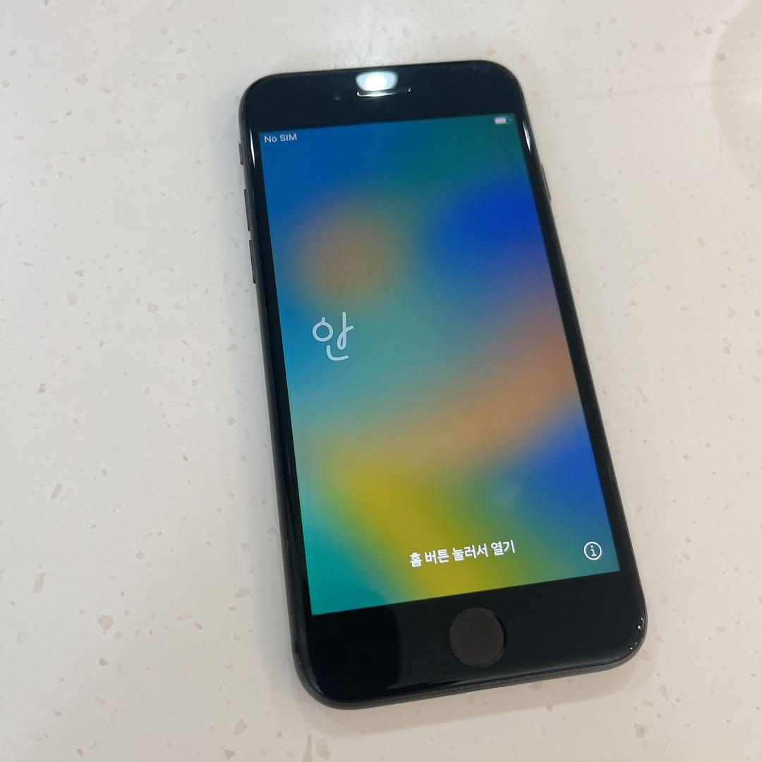 Apple iPhone 8 256GB 本体のみ　ブラック