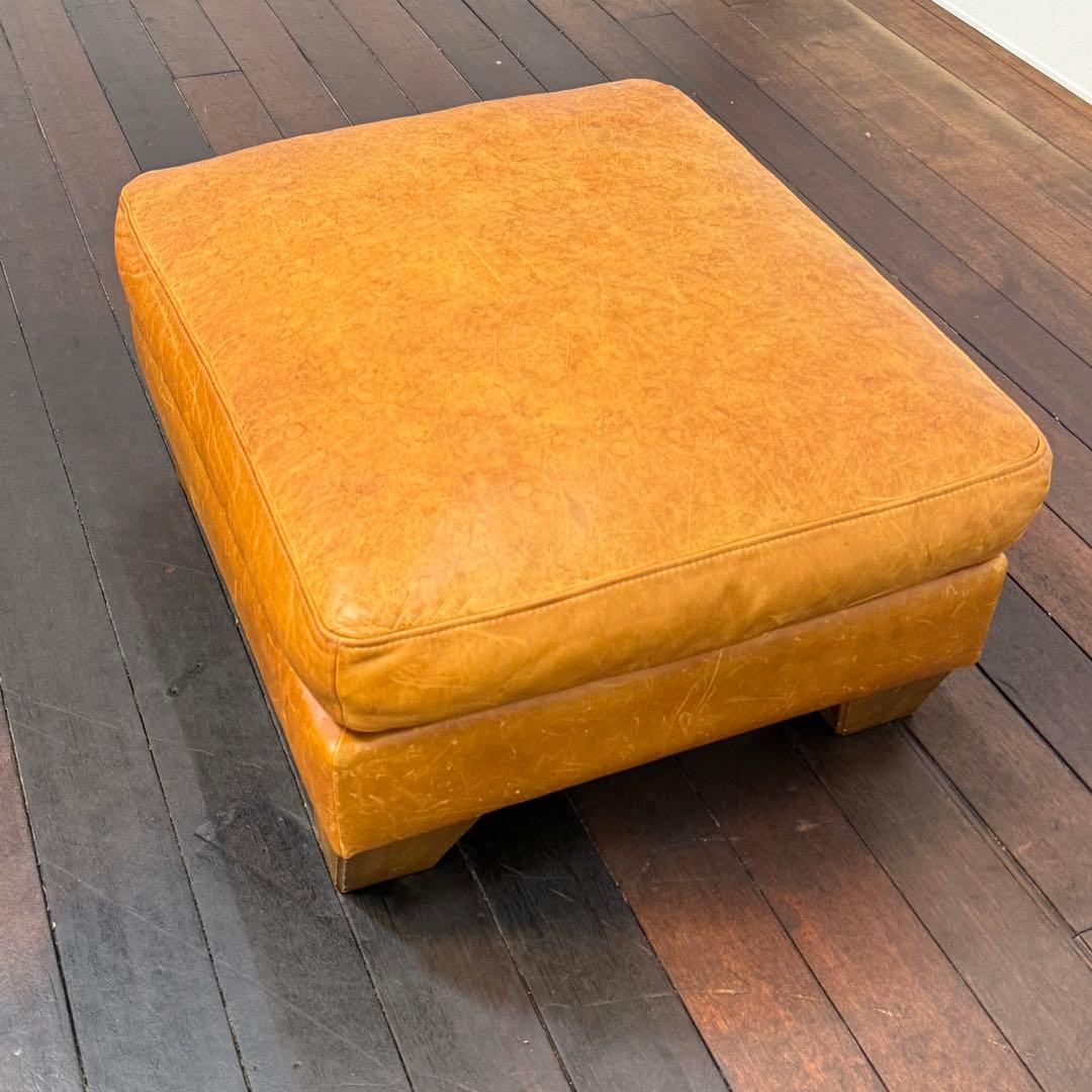 H110K12b ACME Furniture FRESNO オットマン