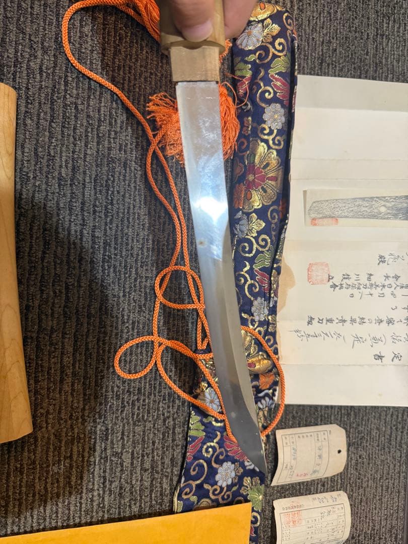 白鞘 青系花柄刺繍帯揚げ 日本刀 日本刀　刀剣　保証書付 樋入り刀身