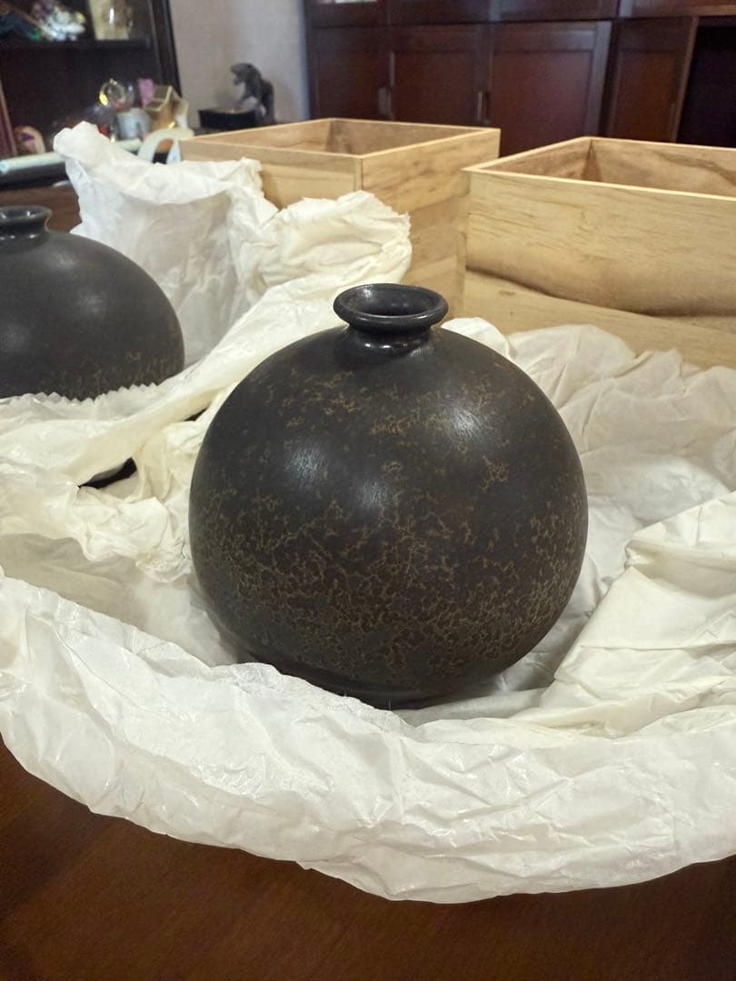 一輪差し　荒田耕治　笠間焼