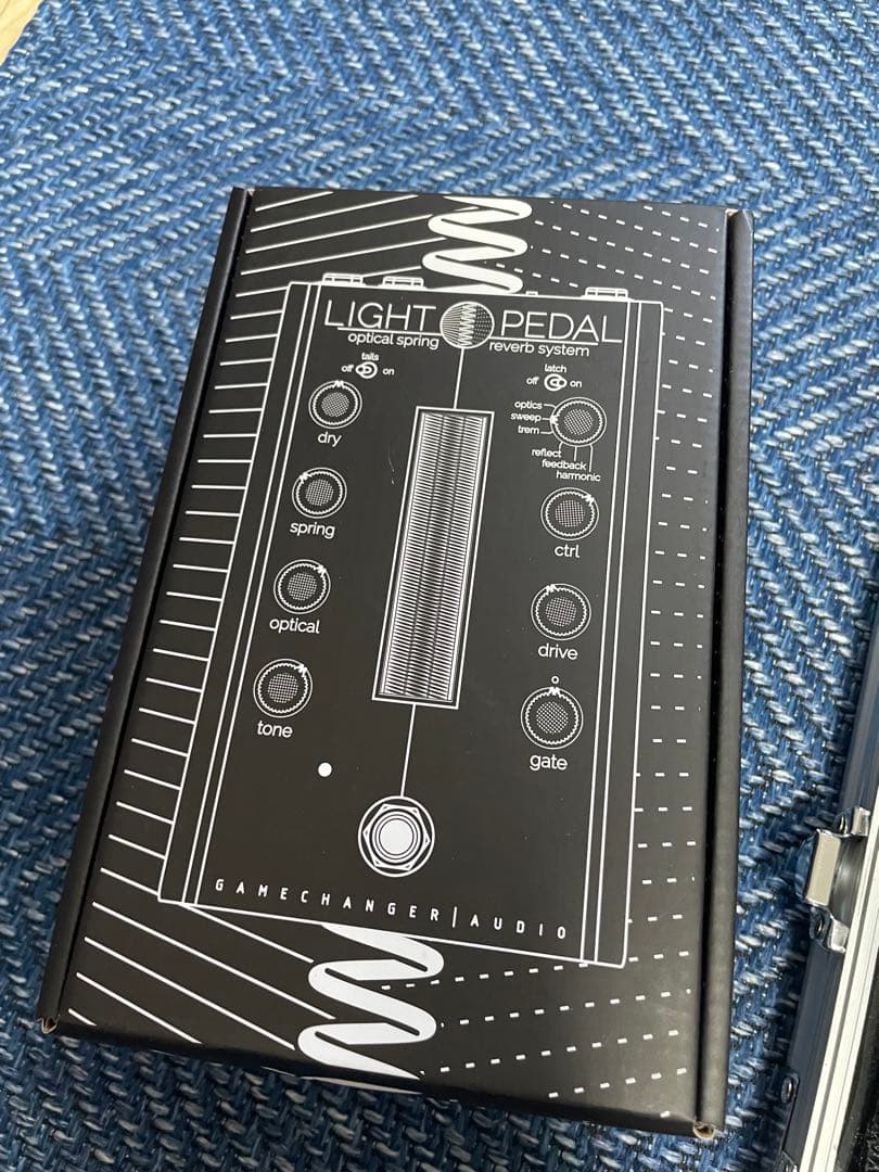 Gamechanger Audio/LIGHT Pedal エフェクター