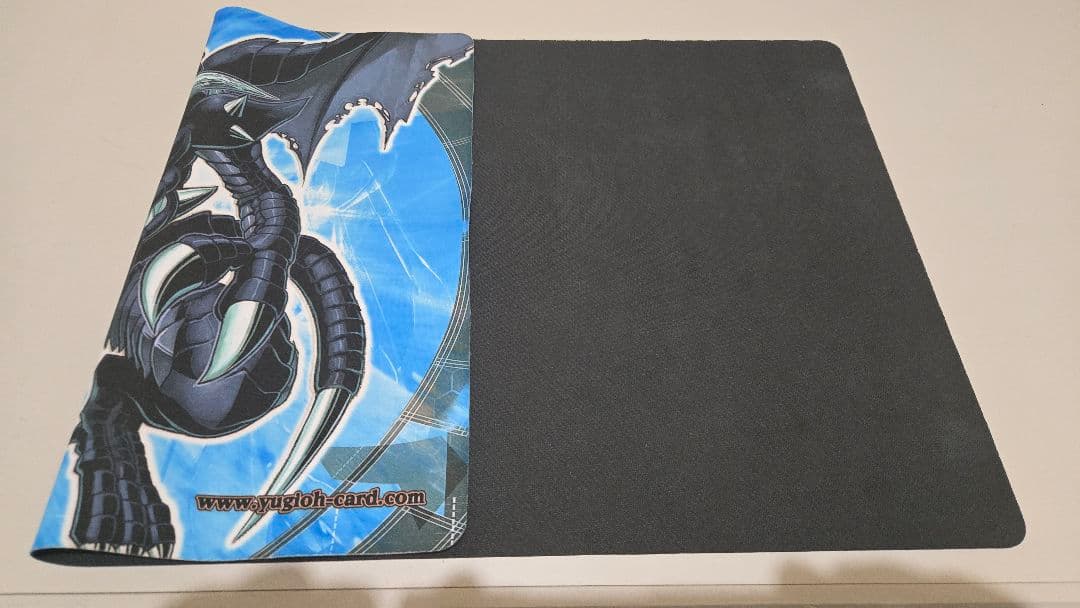 遊戯王公式 プレイマット ダークエンド・ドラゴン