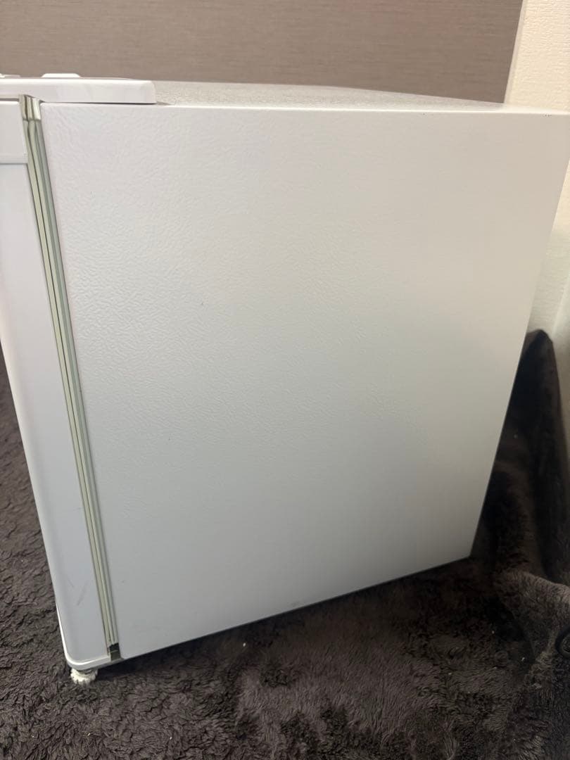 小型冷凍庫　MAXZEN JF032ML01ＷＨ　32L 2020年製