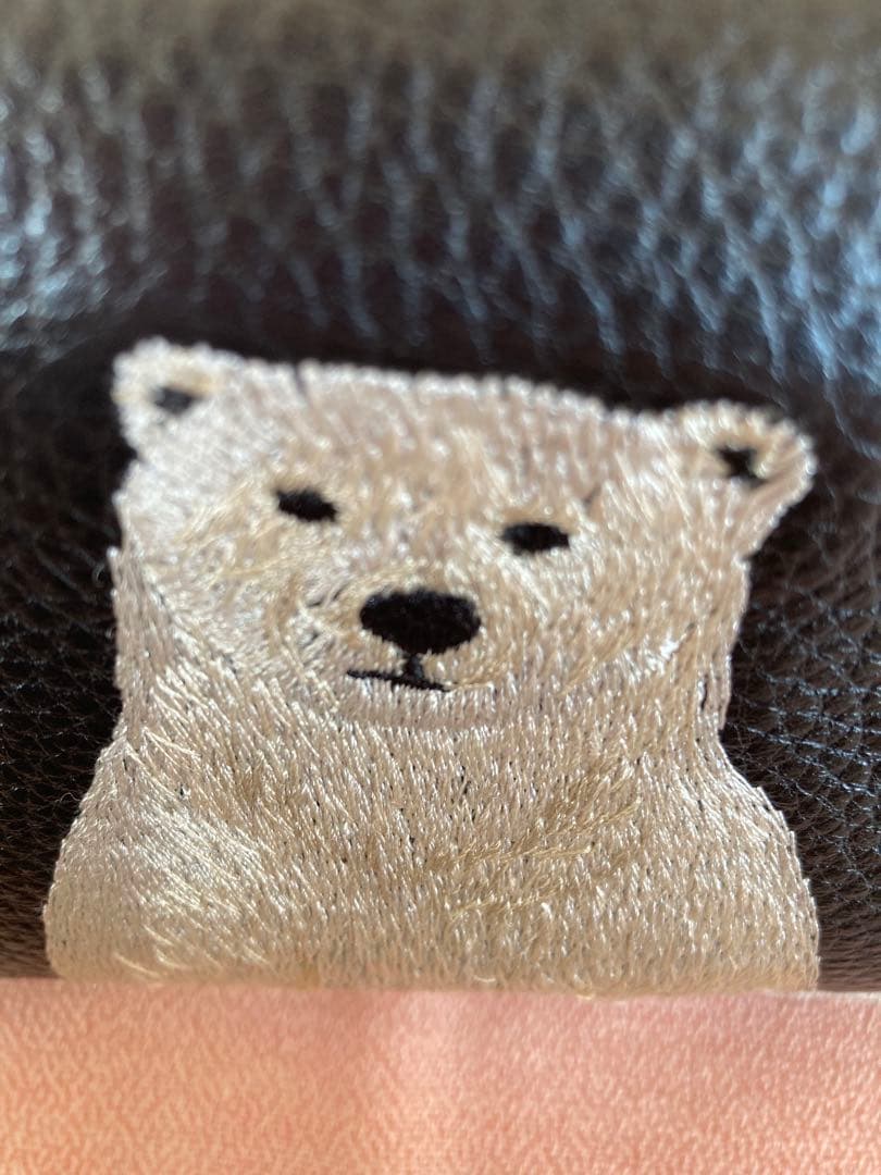 ⭐︎nori⭐︎イアパピヨネ　くま　 二つ折り財布　美品