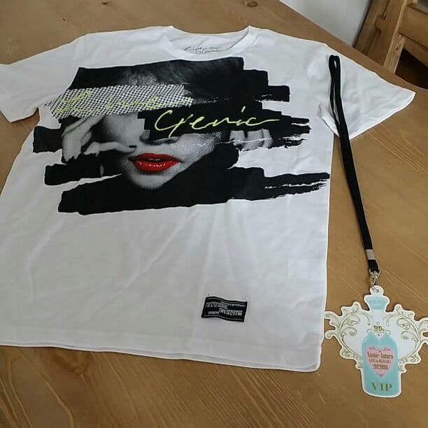 安室奈美恵Tシャツ　キーホルダー　ハンカチ　限定品 安室奈美恵Tシャツ キーホルダー ハンカチ 限定品